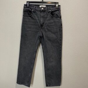 Abercrombie and Fitch the ankle straight ultra high rise jeans short
